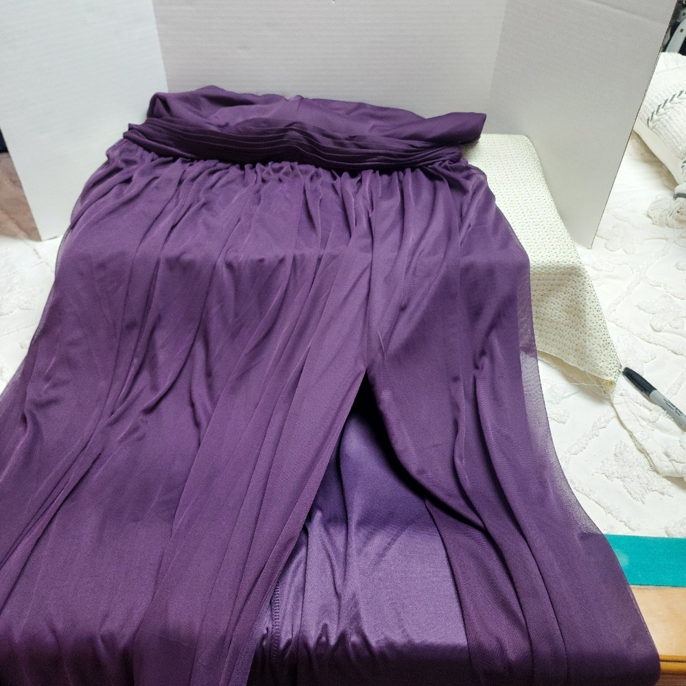 Dress - Picture 7 of 8